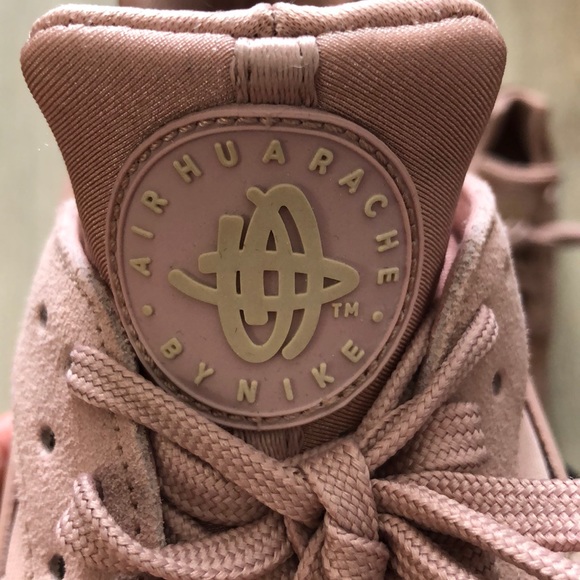 Nike Women’s Air Huarache Run SD pink shoes - Picture 7 of 7